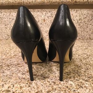 MICHAEL Michael Kors Shoes - Michael Kors black leather pumps MICHAEL Michael Kors Shoes - Michael Kors black leather pumps